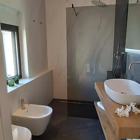 Miro' Guest house